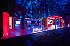 帮力千行百业的客户正在AI时代